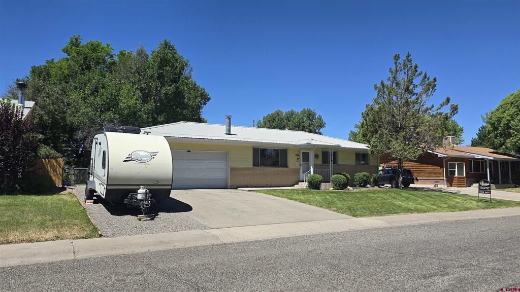 1408 Bristol Drive Montrose CO 81401