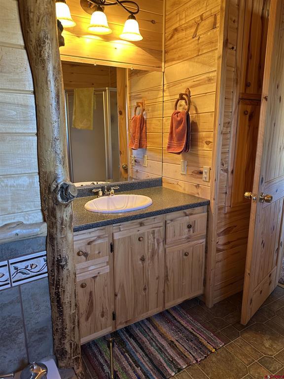123 Sunshine Avenue Creede CO 81130