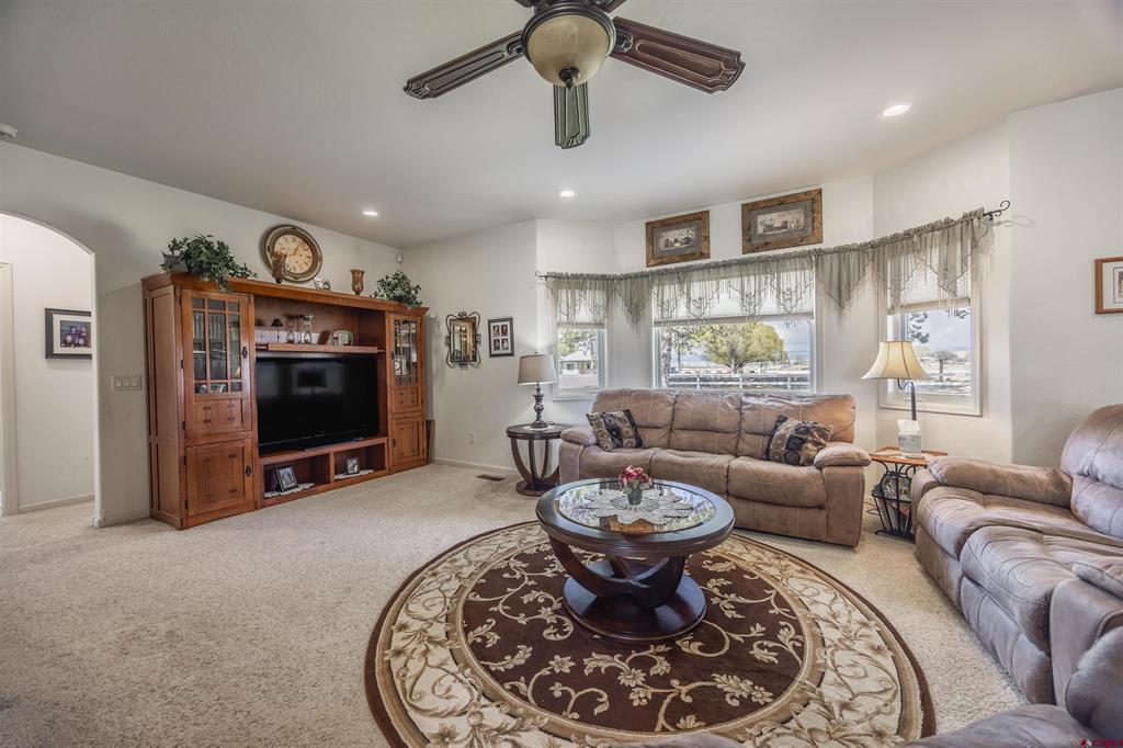 64372 Jig Road Montrose CO 81401