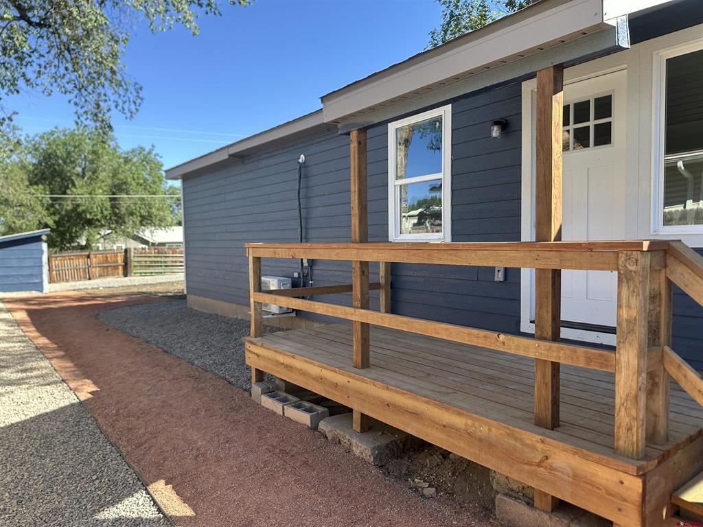 739 S 8th Street Montrose CO 81401