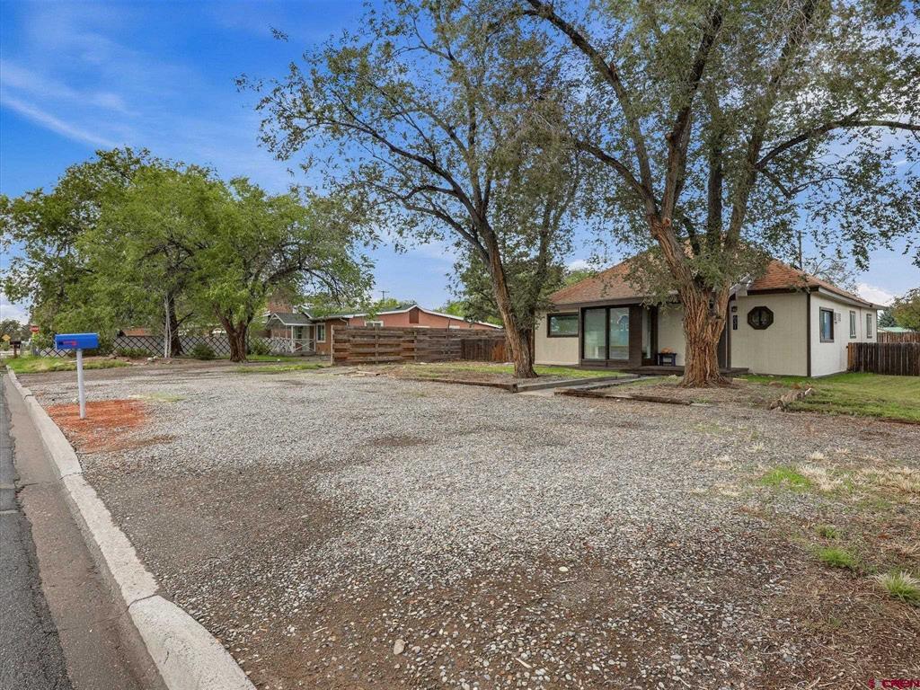 631 S 10th Street Montrose CO 81401