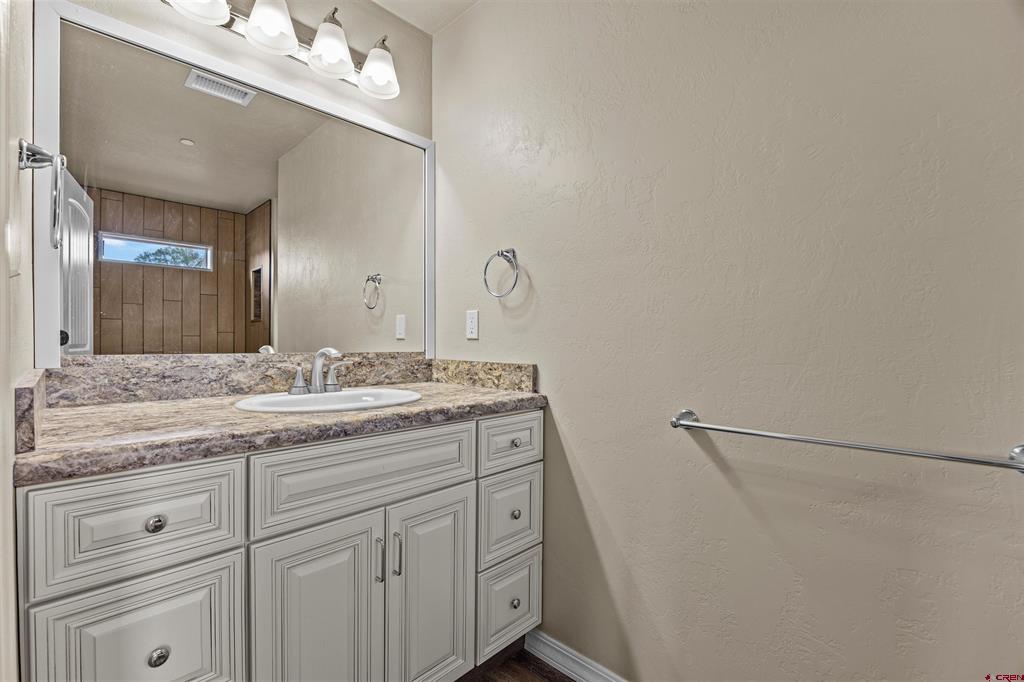 357 6410 Court Montrose CO 81403
