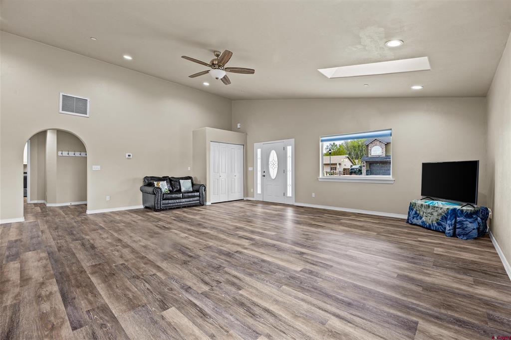 357 6410 Court Montrose CO 81403