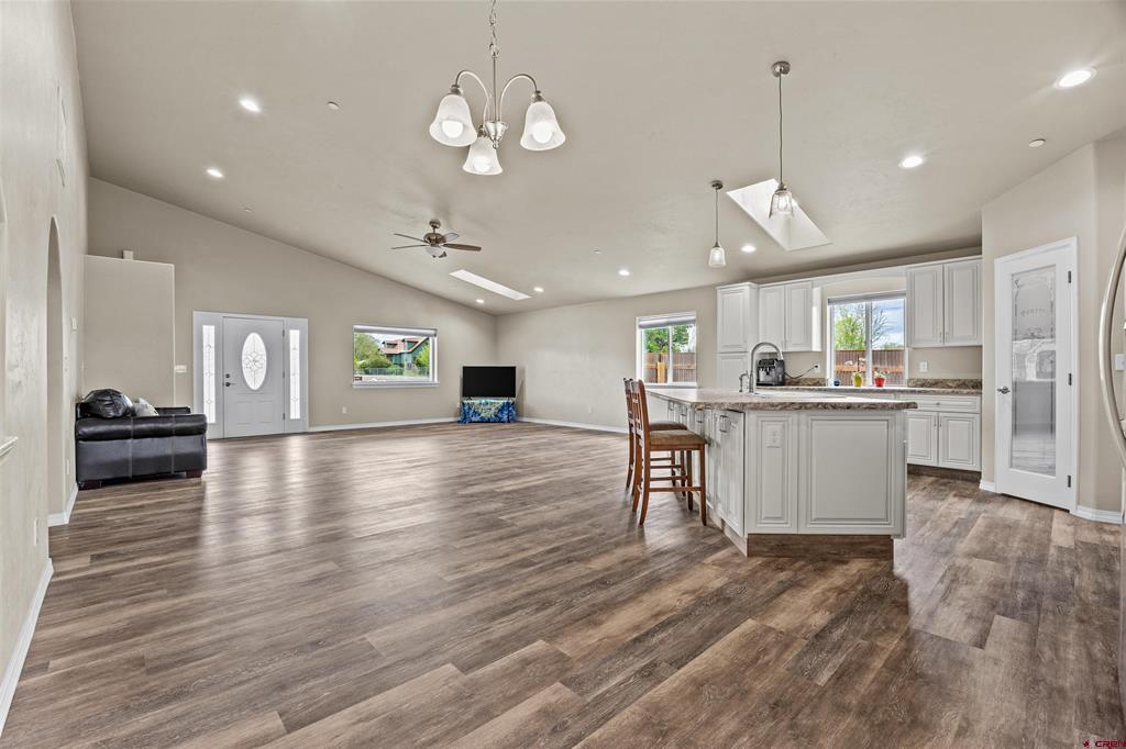 357 6410 Court Montrose CO 81403