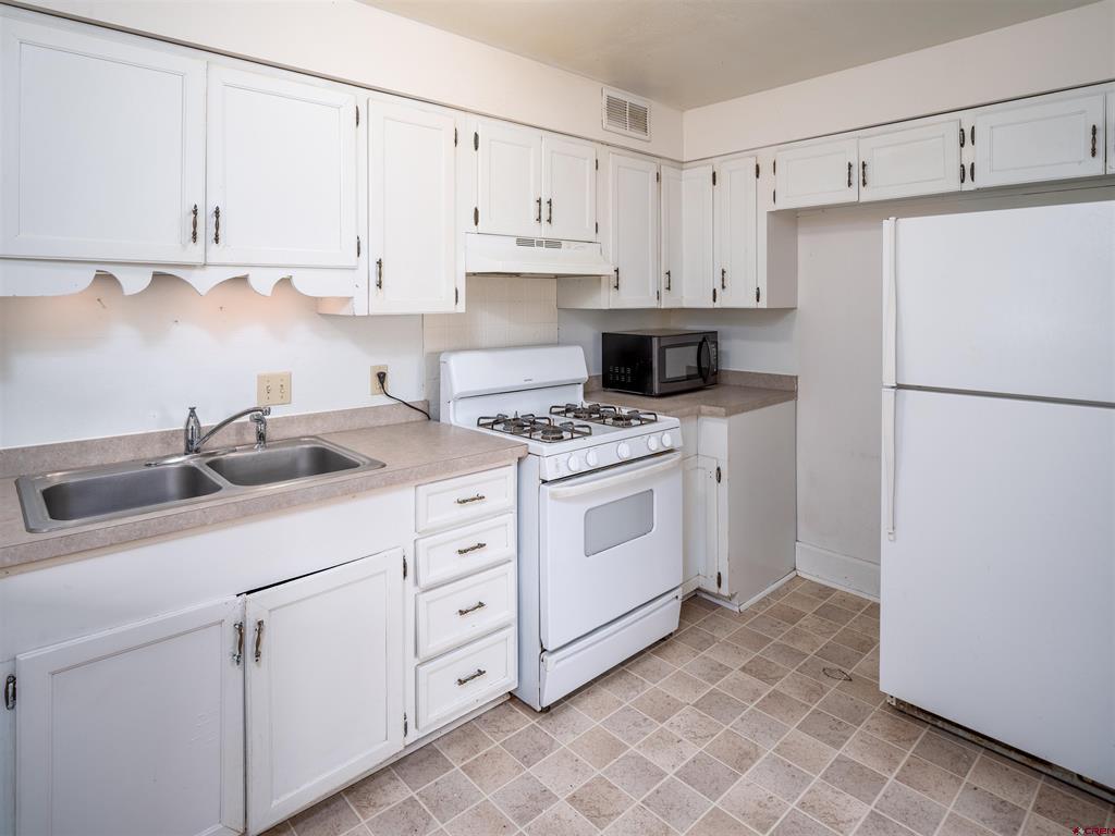 318 N Linden Street Cortez CO 81321