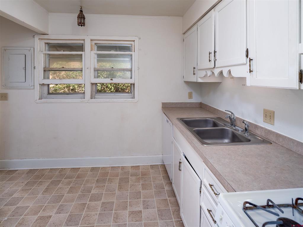 318 N Linden Street Cortez CO 81321