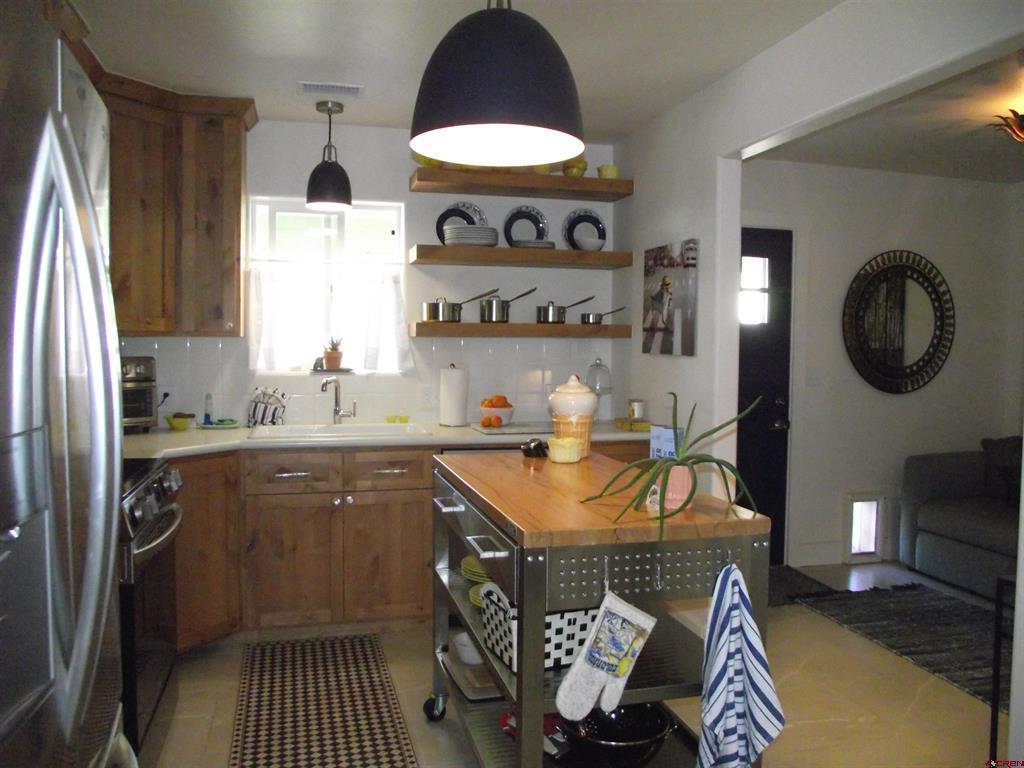 937 S 10th Street Montrose CO 81401