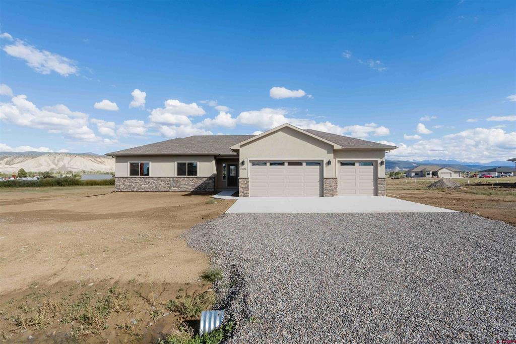 22196 6840 Court Montrose CO 81403