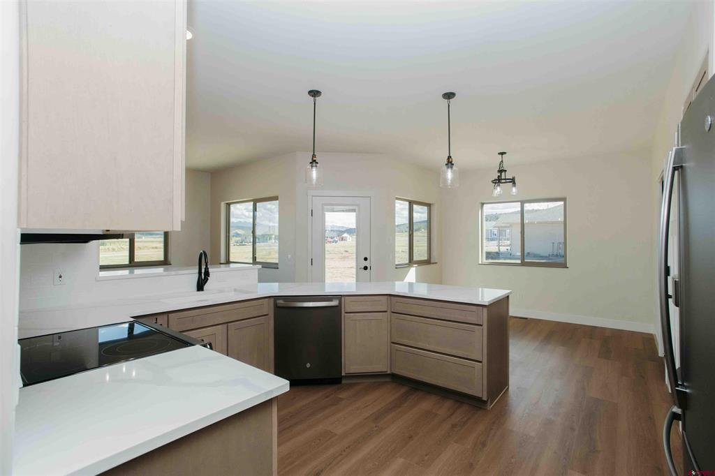 22196 6840 Court Montrose CO 81403
