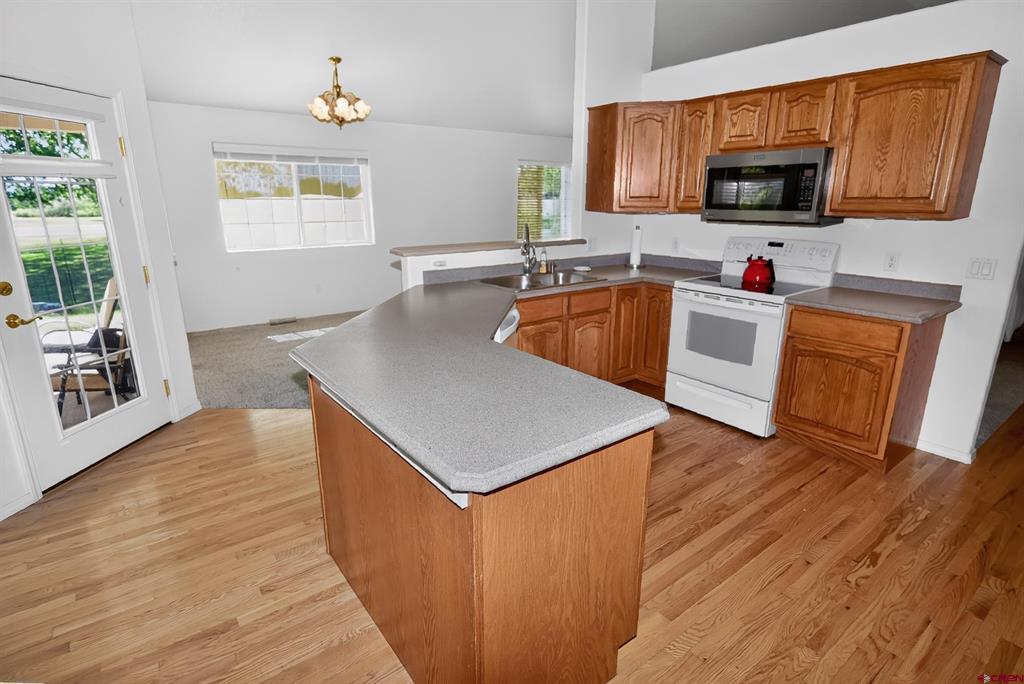 819 Heather Lane Montrose CO 81401