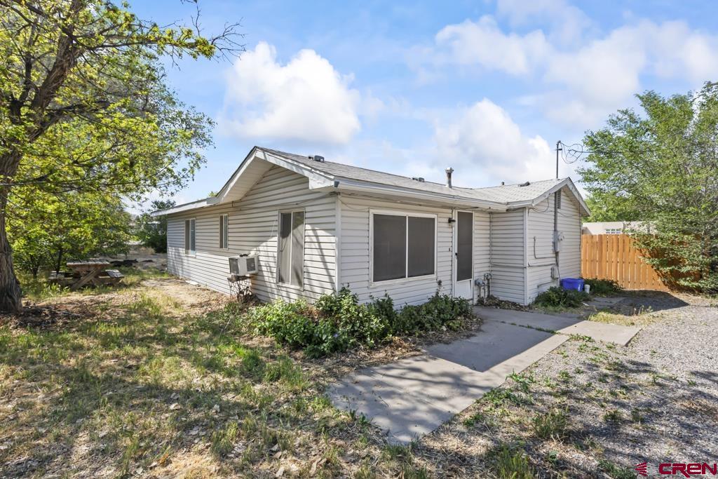 1011 S 5th Street Montrose CO 81401
