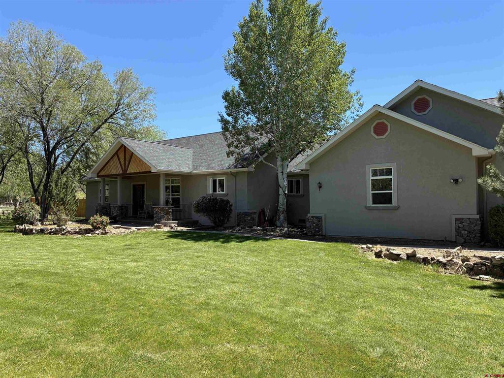 1626 E Main Street Montrose CO 81401