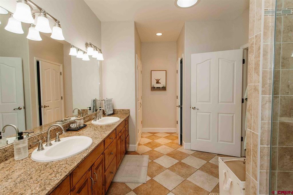1626 E Main Street Montrose CO 81401