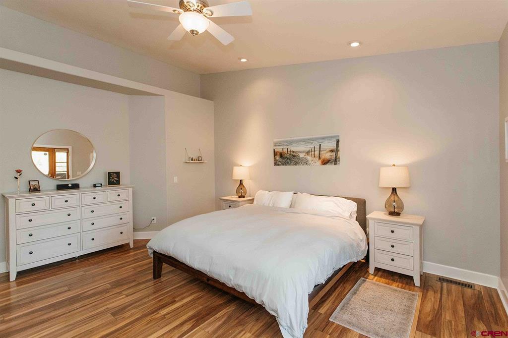 1626 E Main Street Montrose CO 81401