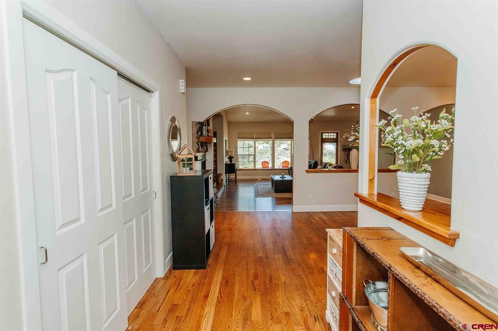 1626 E Main Street Montrose CO 81401