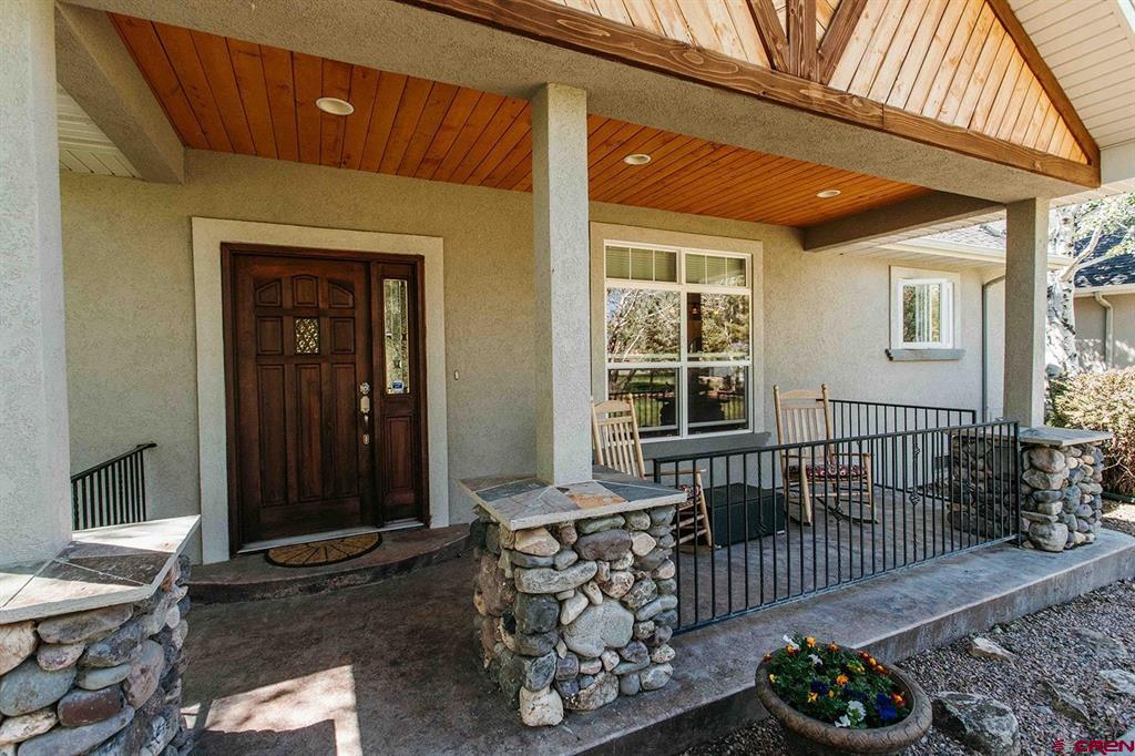 1626 E Main Street Montrose CO 81401