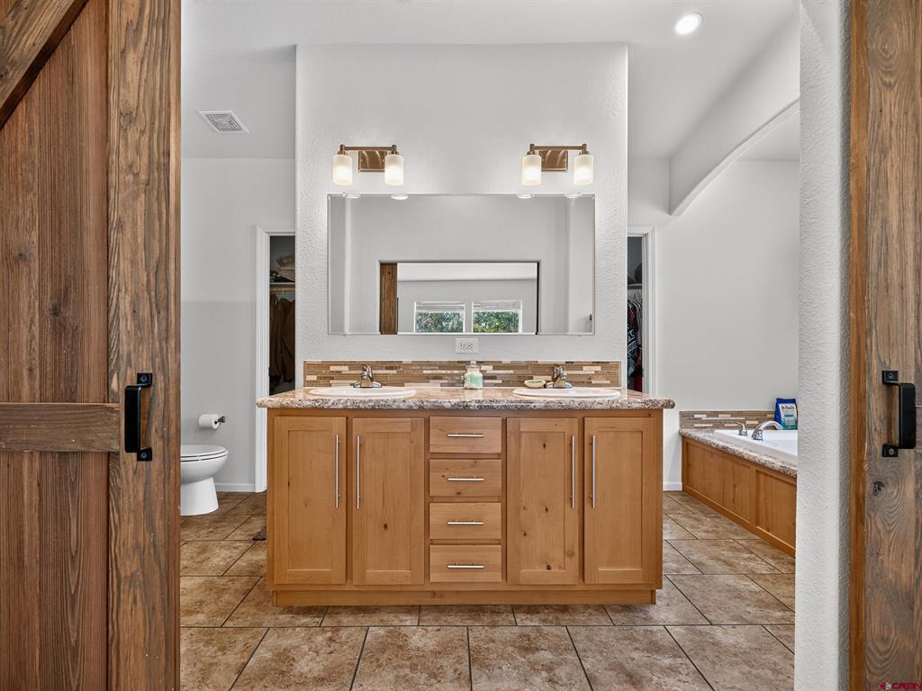 303 Cr 320 Ignacio CO 81137