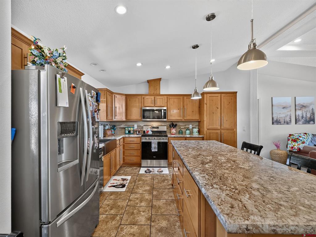 303 Cr 320 Ignacio CO 81137