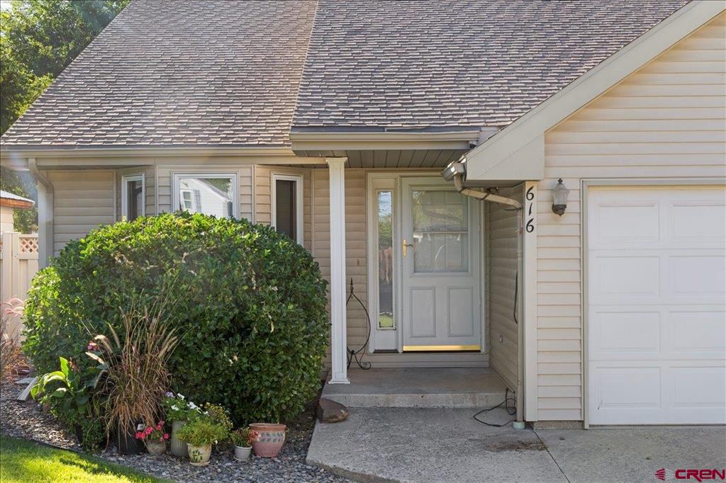 612 & 616 S 6th Street Montrose CO 81401