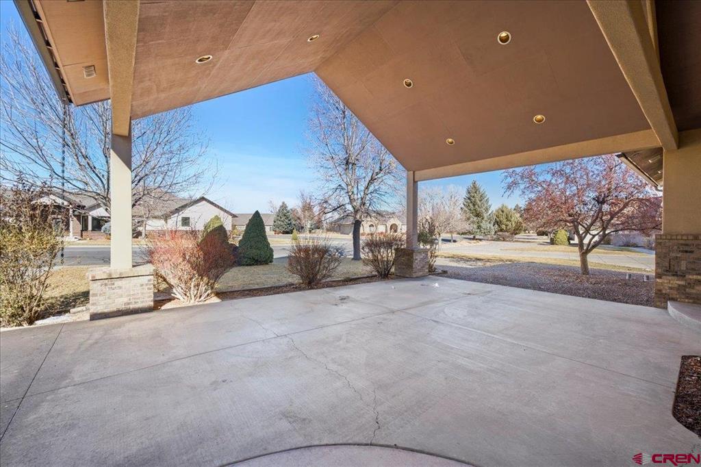2016 Brook Way Montrose CO 81403