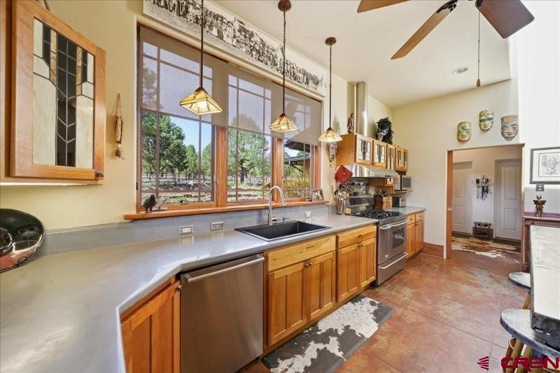 423 Wisteria Drive Montrose CO 81403