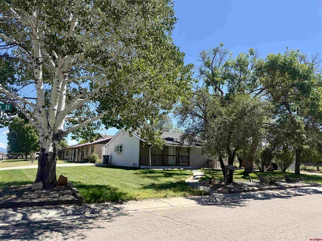 402 S Park Street Cortez CO 81321