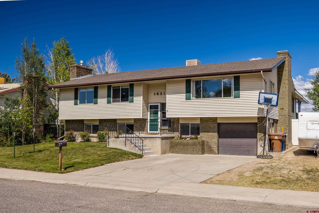1621 Dover Road Montrose CO 81401