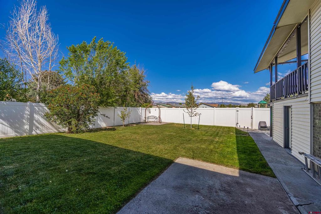 1621 Dover Road Montrose CO 81401