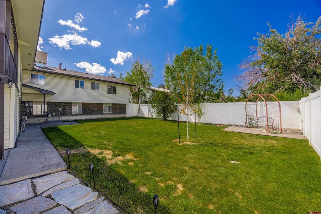 1621 Dover Road Montrose CO 81401