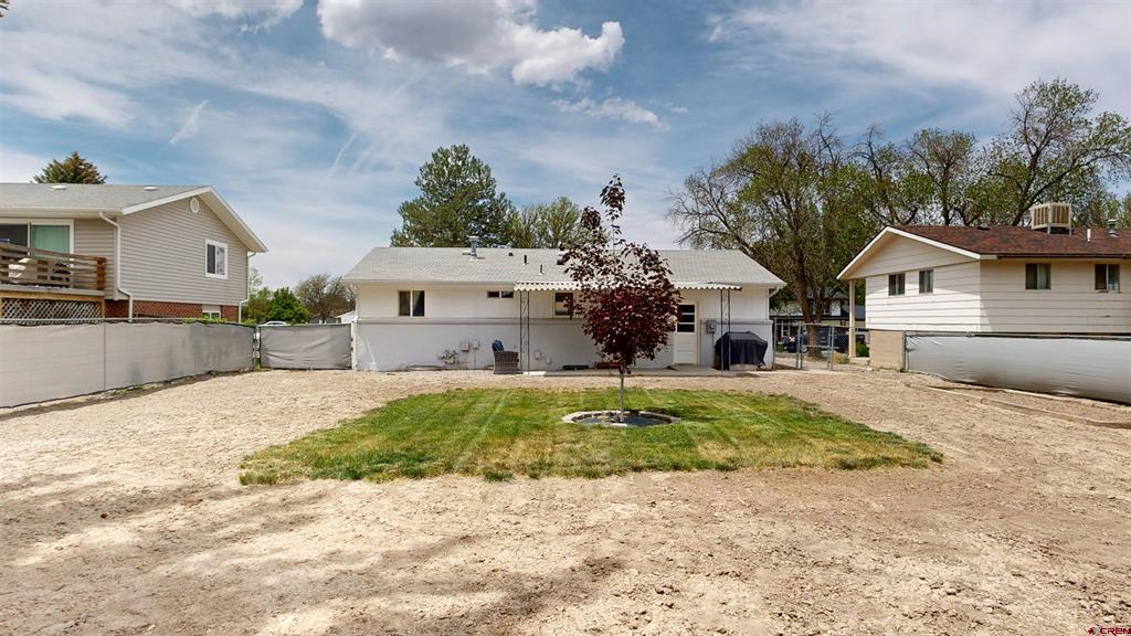1609 Dover Road Montrose CO 81401
