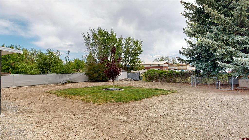 1609 Dover Road Montrose CO 81401