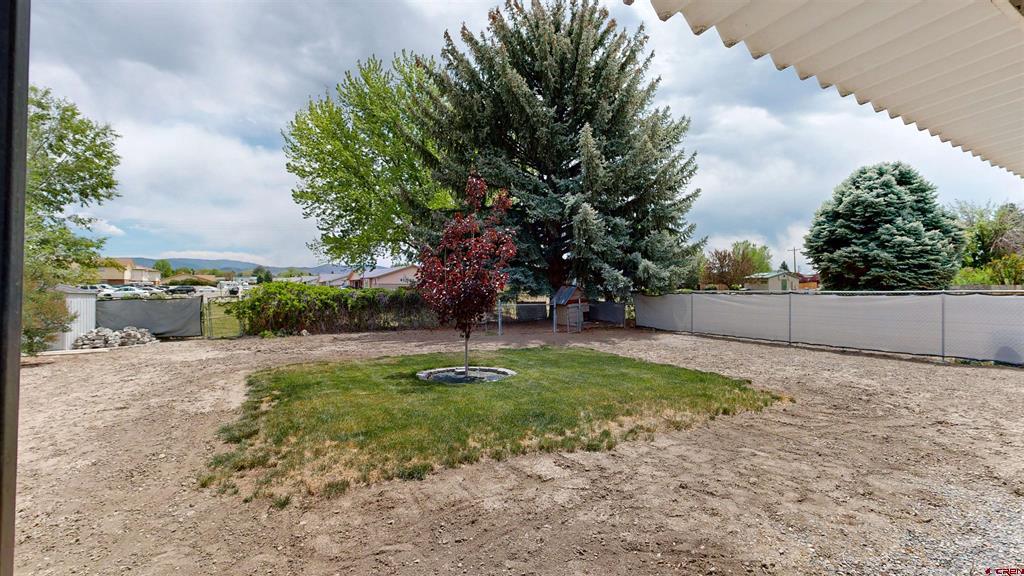 1609 Dover Road Montrose CO 81401