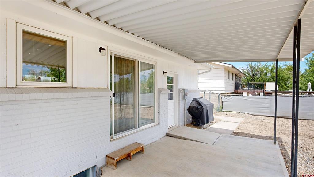 1609 Dover Road Montrose CO 81401