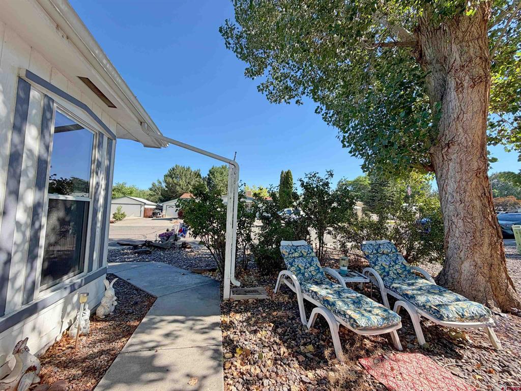 1522 Arizona Street Montrose CO 81401