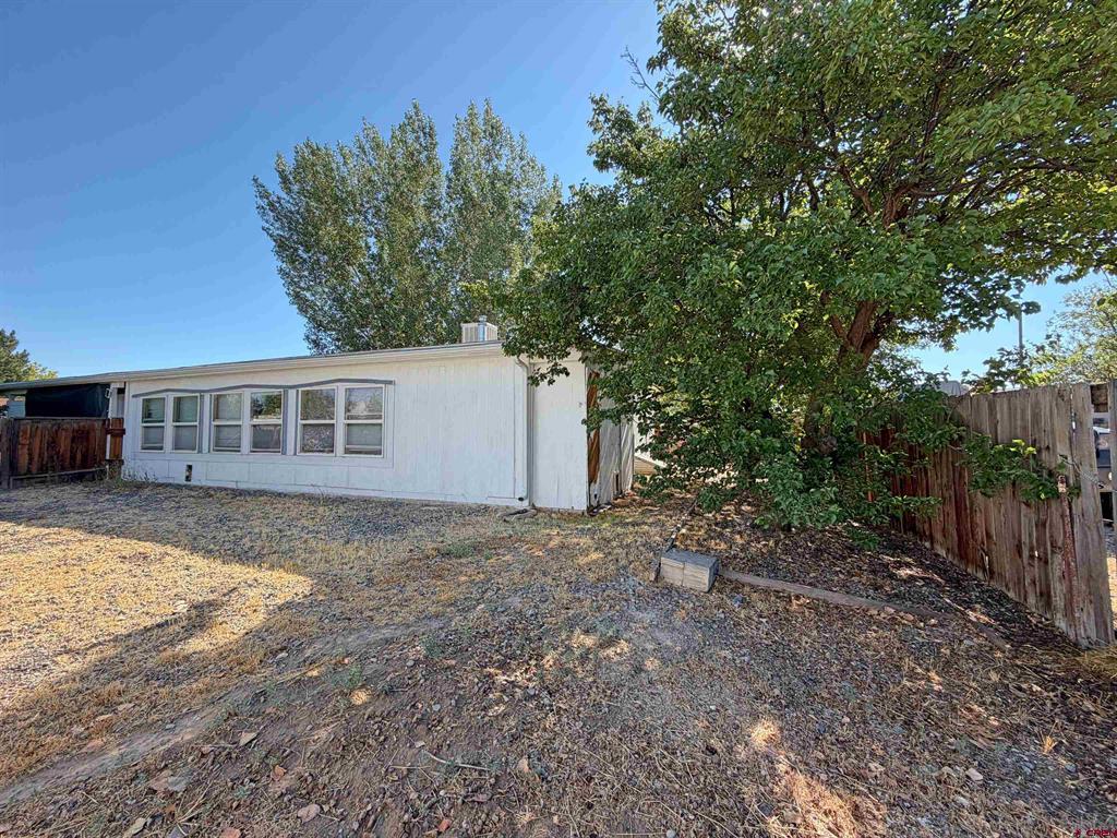 1522 Arizona Street Montrose CO 81401