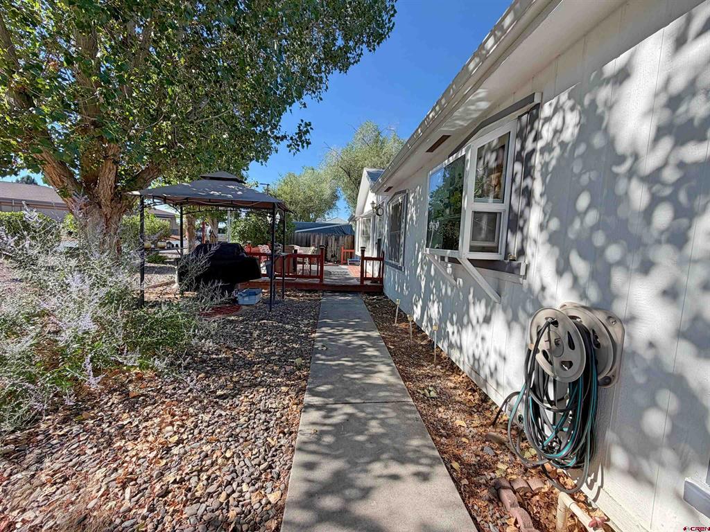1522 Arizona Street Montrose CO 81401