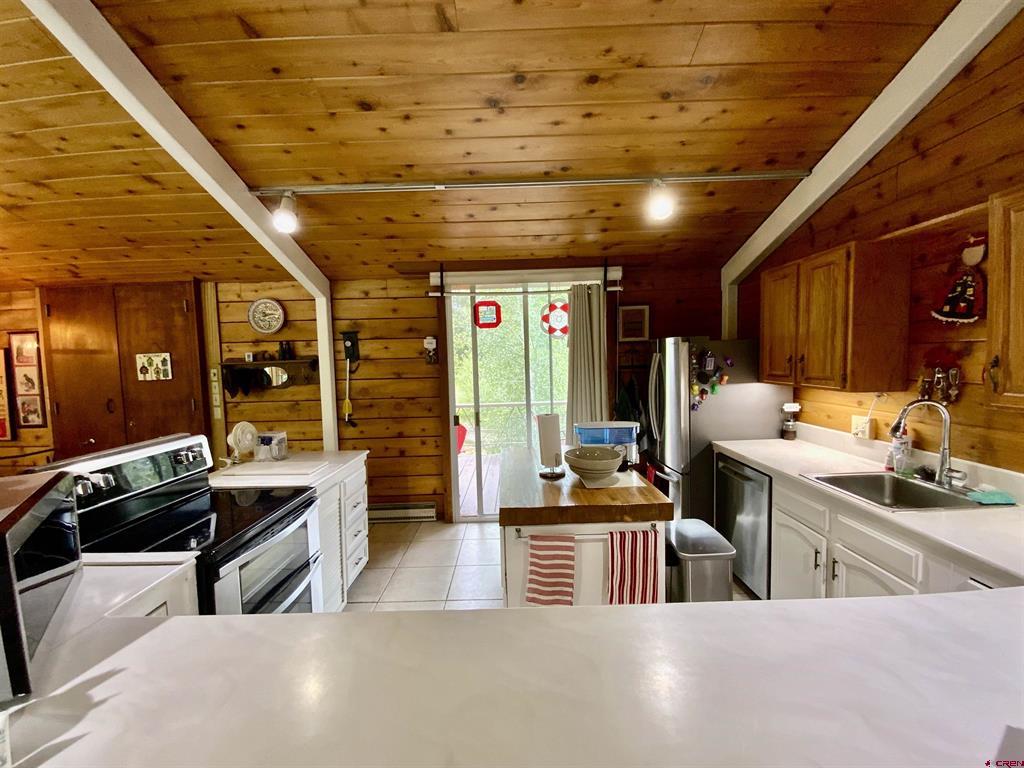 572 Camino Del Rio Gunnison CO 81230