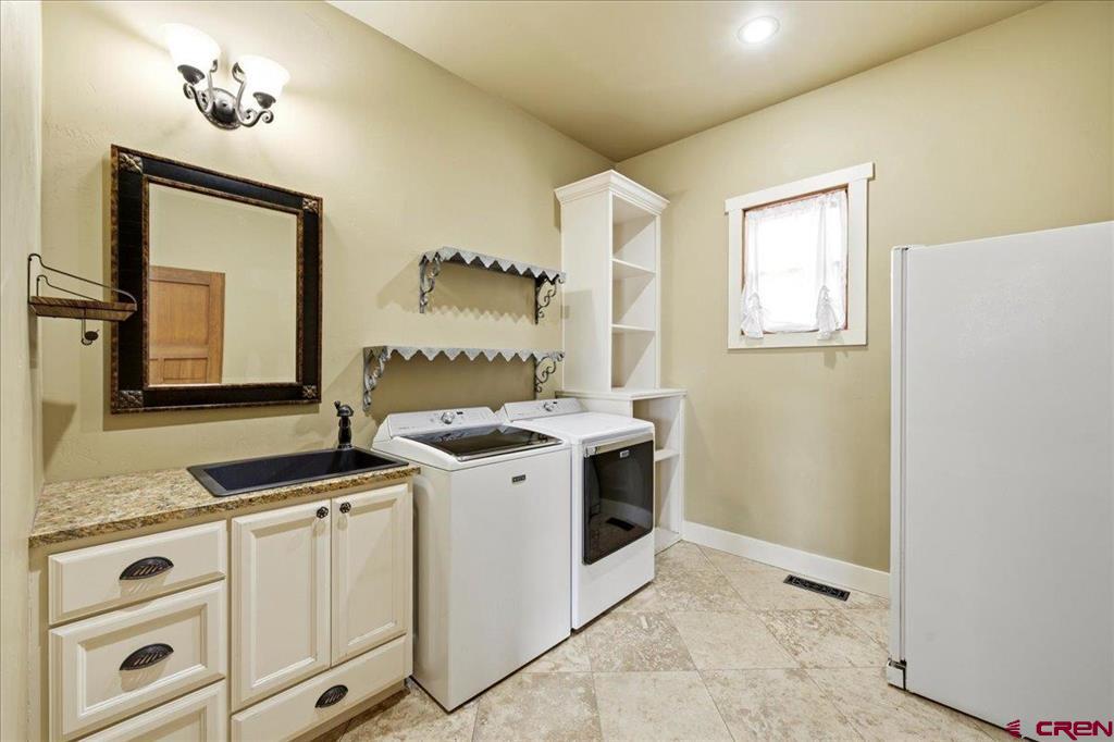 755 N Laura Street Ridgway CO 81432