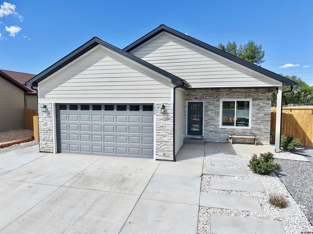 1609 Magpie Gulch Street Montrose CO 81401