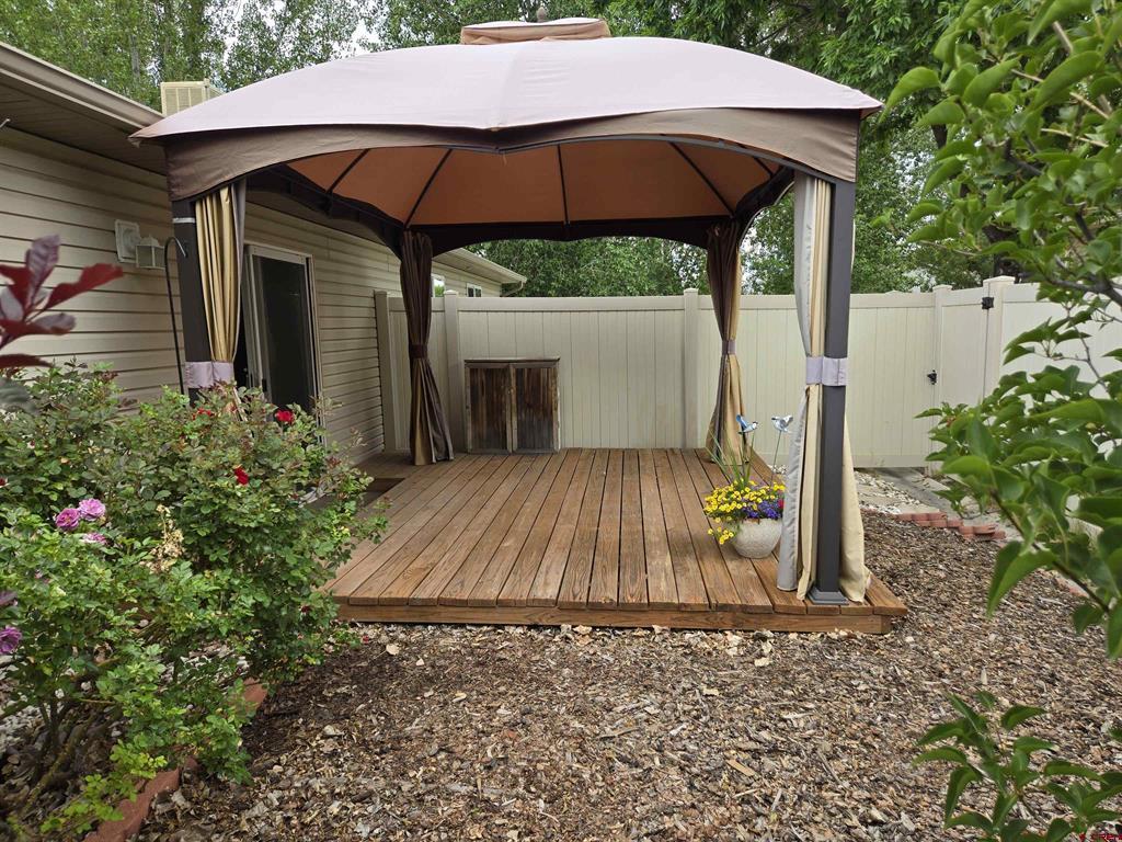 1305 Animas Street Montrose CO 81401