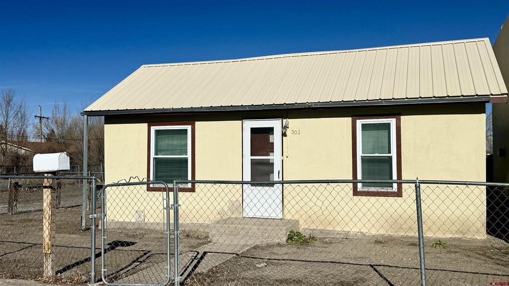 303 9th Street Alamosa CO 81101