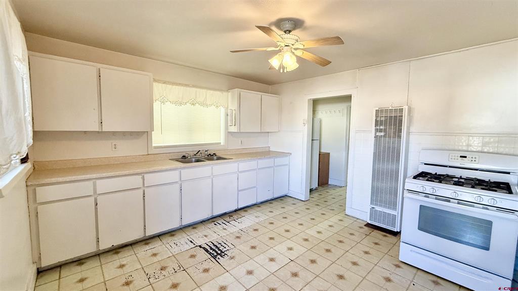 303 9th Street Alamosa CO 81101