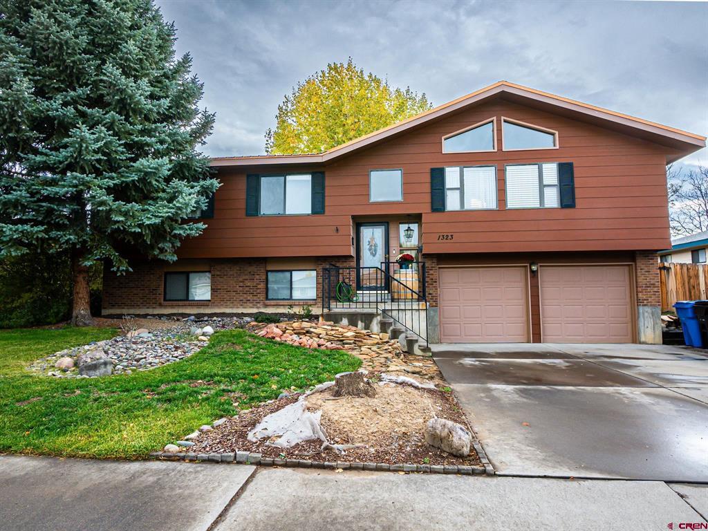 1323 Manchester Drive Montrose CO 81401