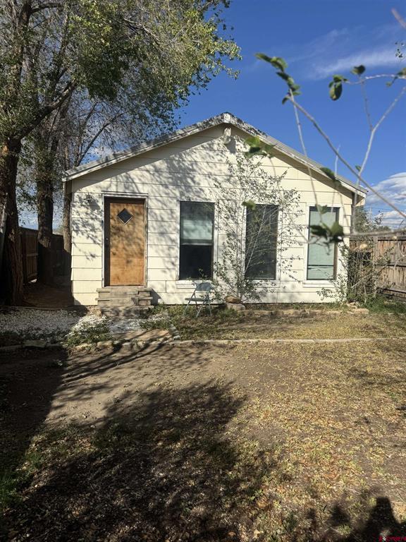 1123 N Cascade Avenue Montrose CO 81401