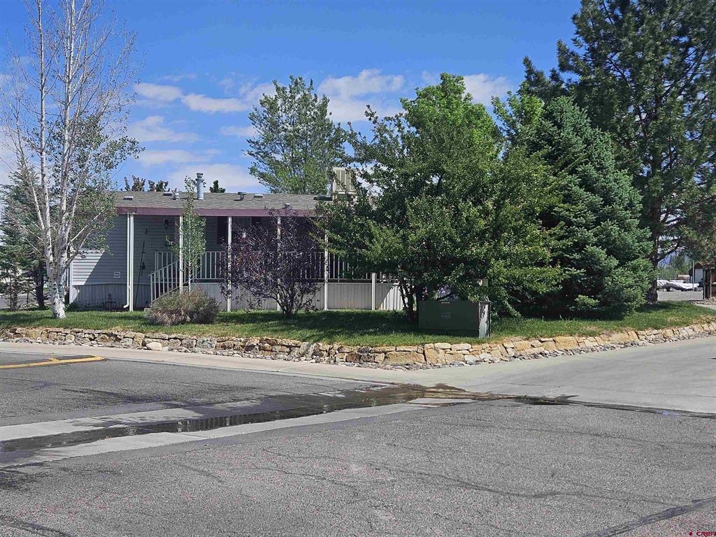 901 6530 #1201 Road Montrose CO 81401