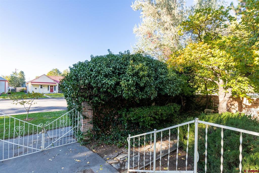626 N 4th Street Montrose CO 81401