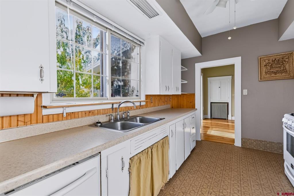 626 N 4th Street Montrose CO 81401