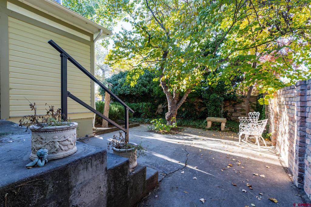 626 N 4th Street Montrose CO 81401