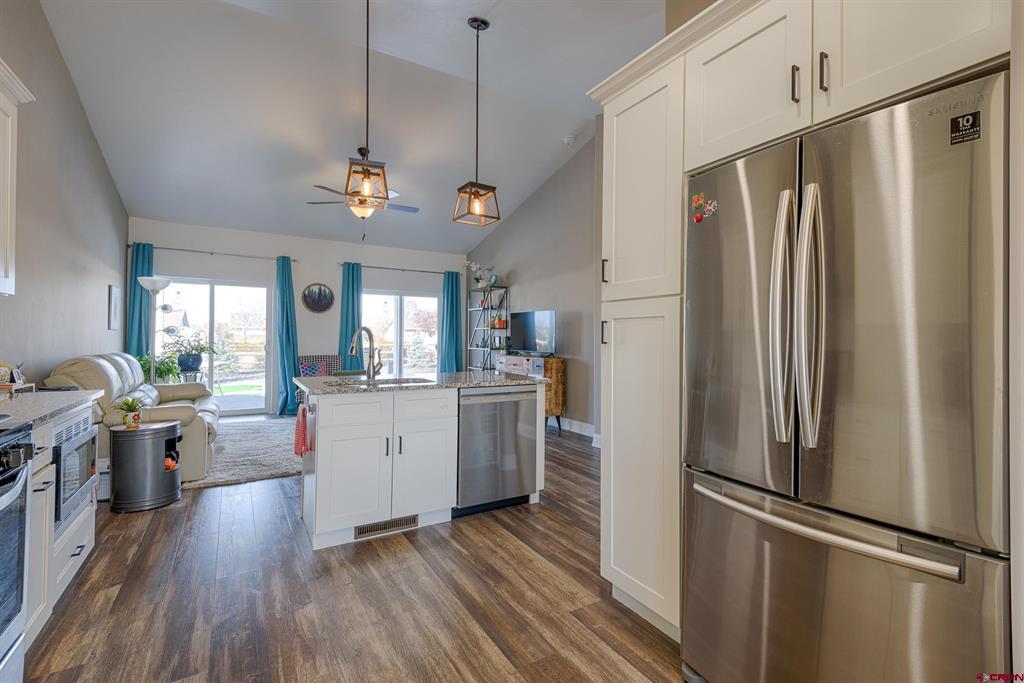 2113 Market Street Montrose CO 81401