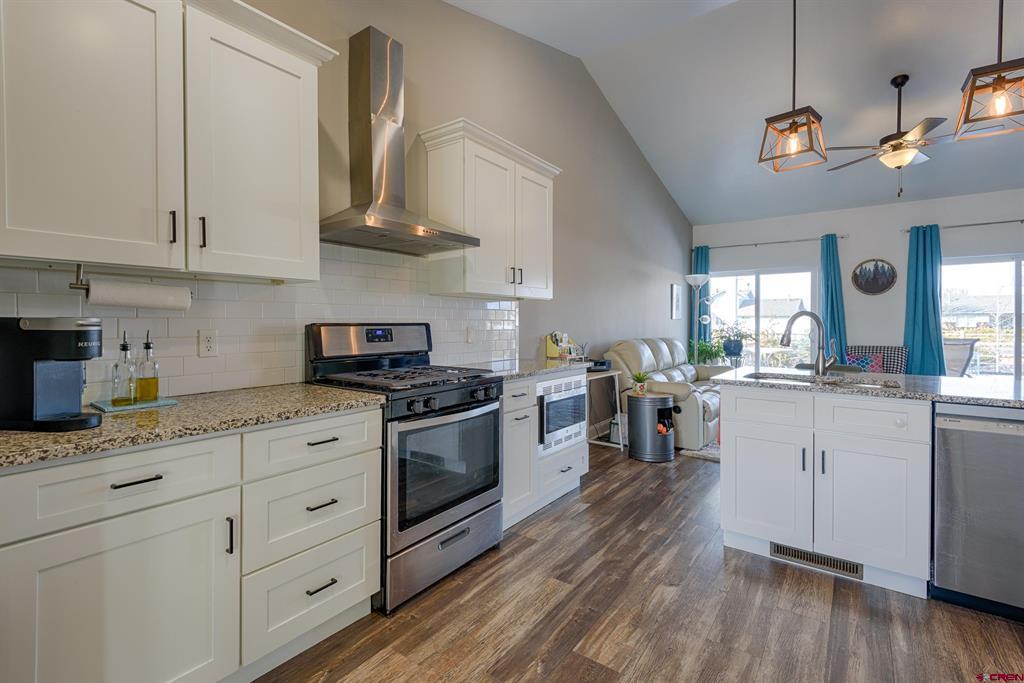 2113 Market Street Montrose CO 81401